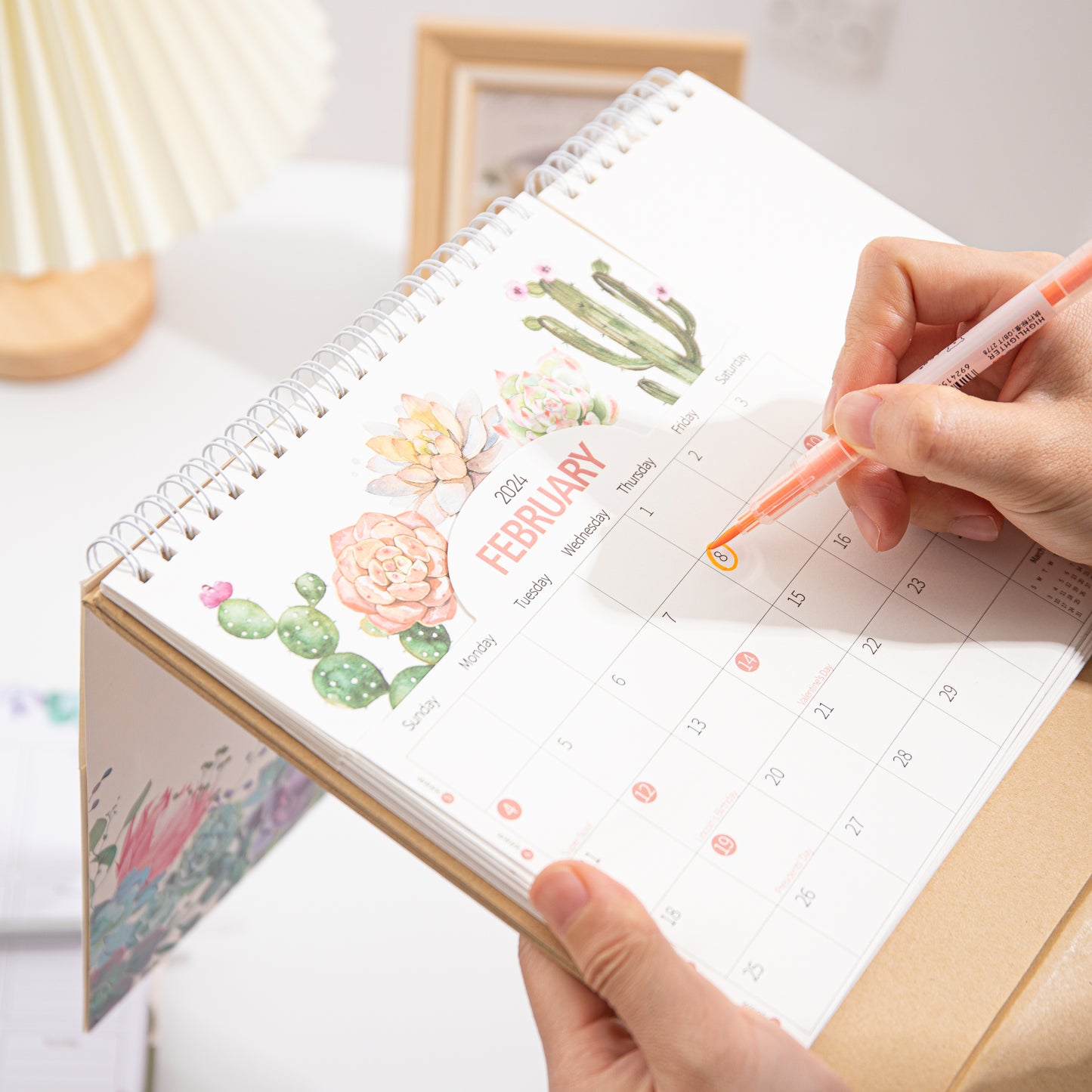 2024 Desk Calendar with Notepad & Sticky Notes - Floral