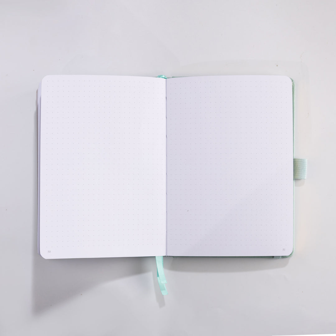 B6 Sakura &amp; Cat Notebook - Light Green
