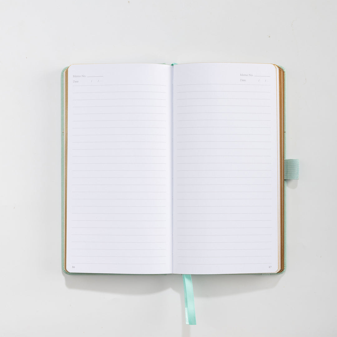Sakura &amp; Cat Travelers Notebook - Light Green