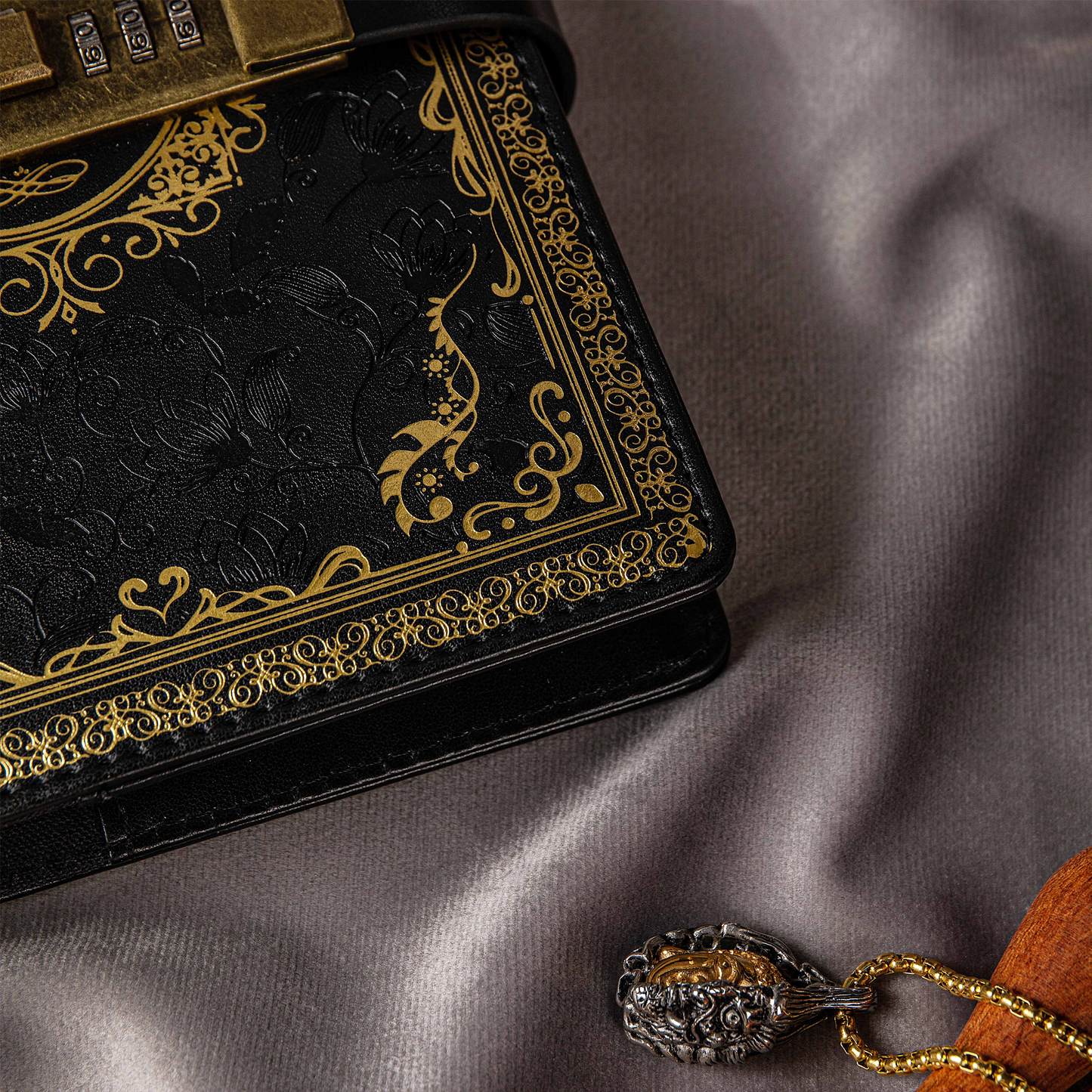 Leather 3D Vintage Flower Lock Journal - B6 - Ruled - Black