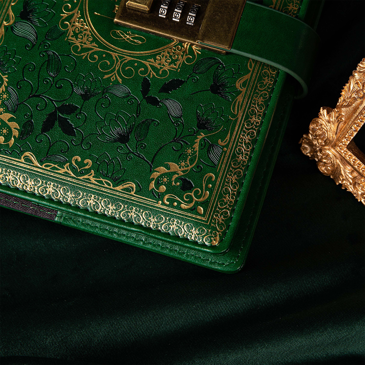 Leather 3D Vintage Flower Lock Journal - B6 - Ruled - Green